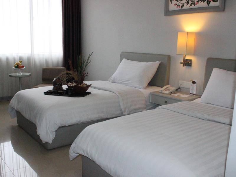 Swiss-Belexpress Jayapura Hotel Exterior foto